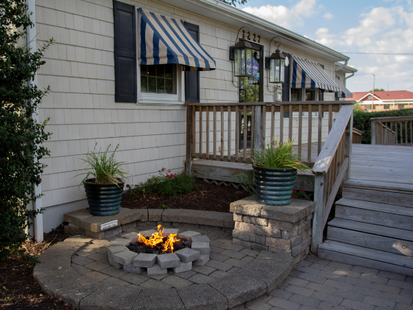 Sleek outdoor firepit design!